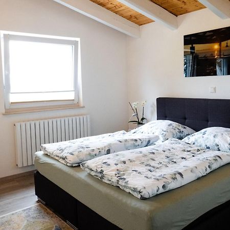 Ferienhaus Leonidas Stromberg  Luaran gambar