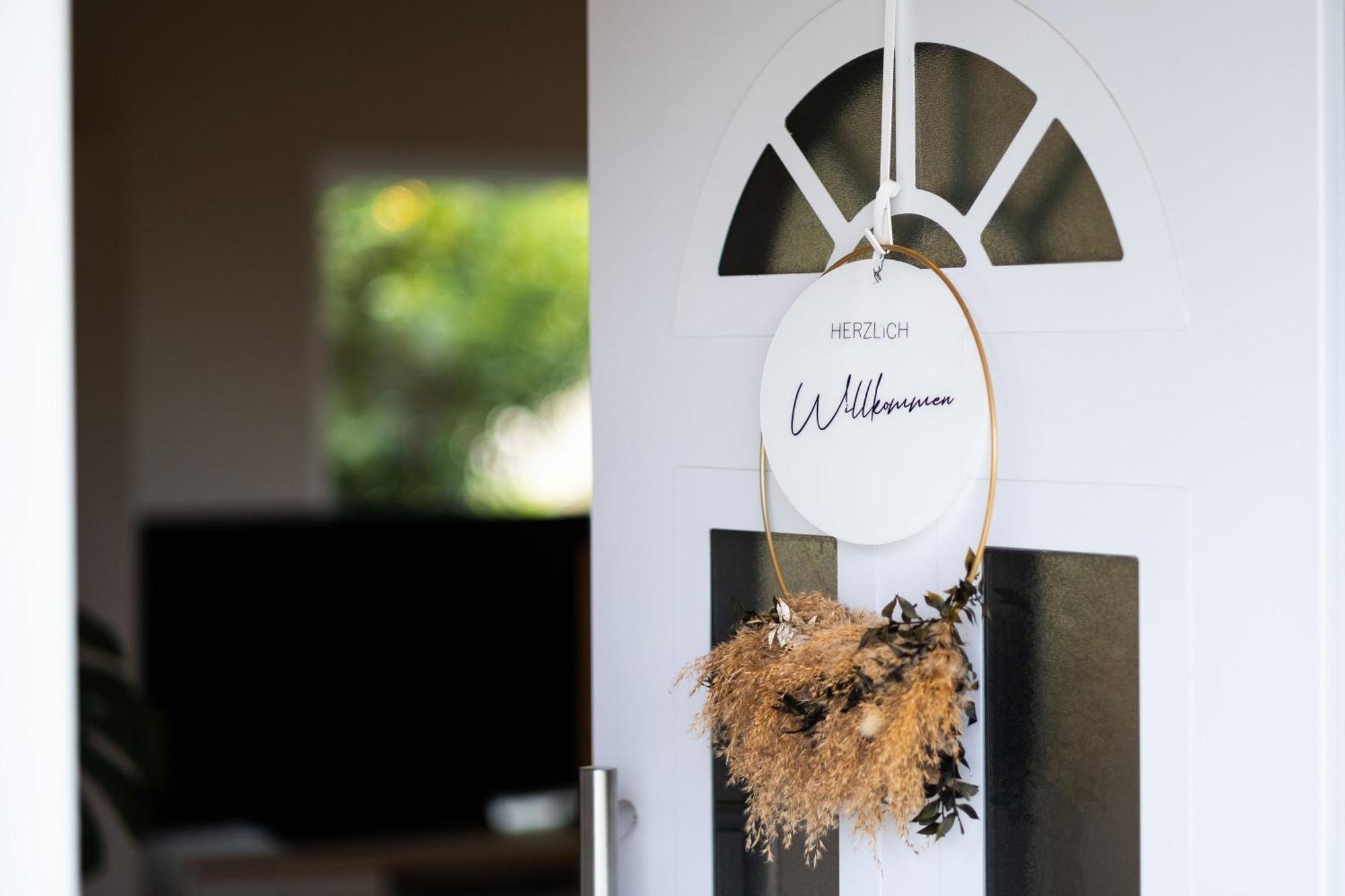 Ferienhaus Leonidas Stromberg  Luaran gambar